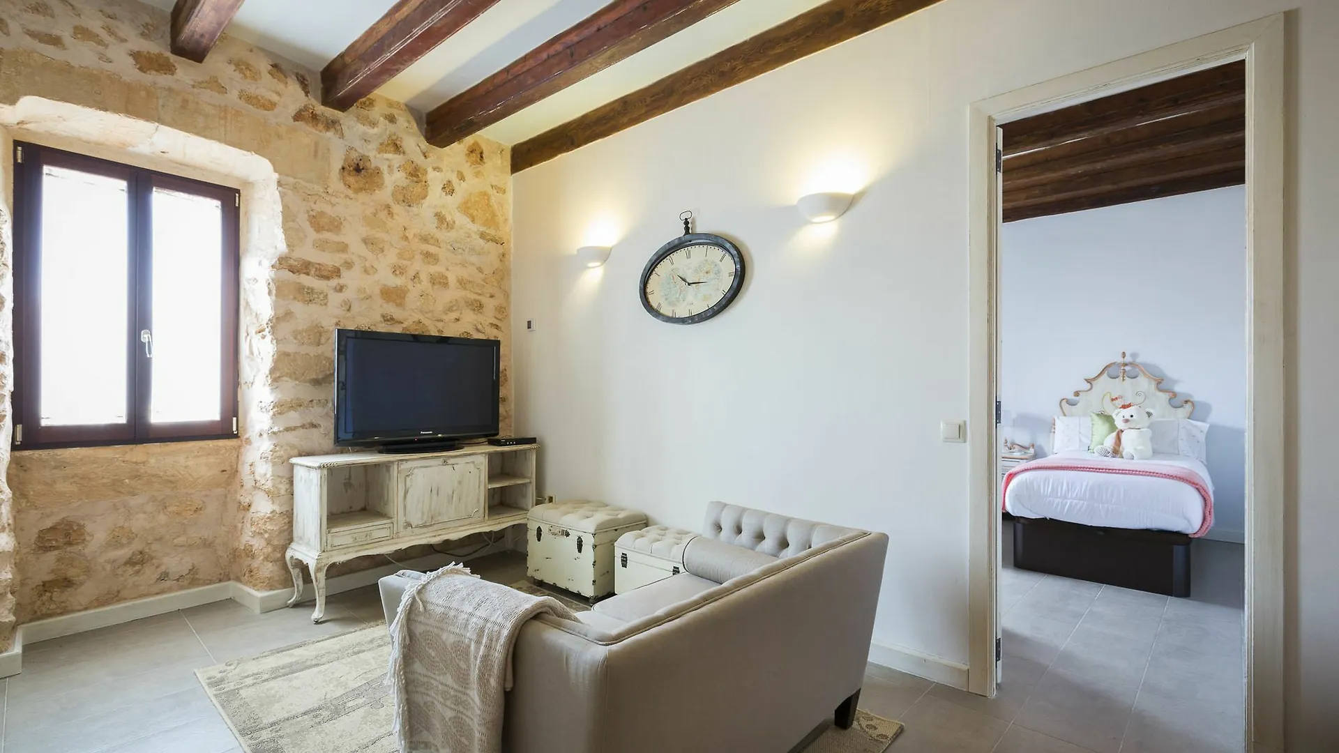 Residence By G Sa Caiassa الجايدا 0*,  إسبانيا