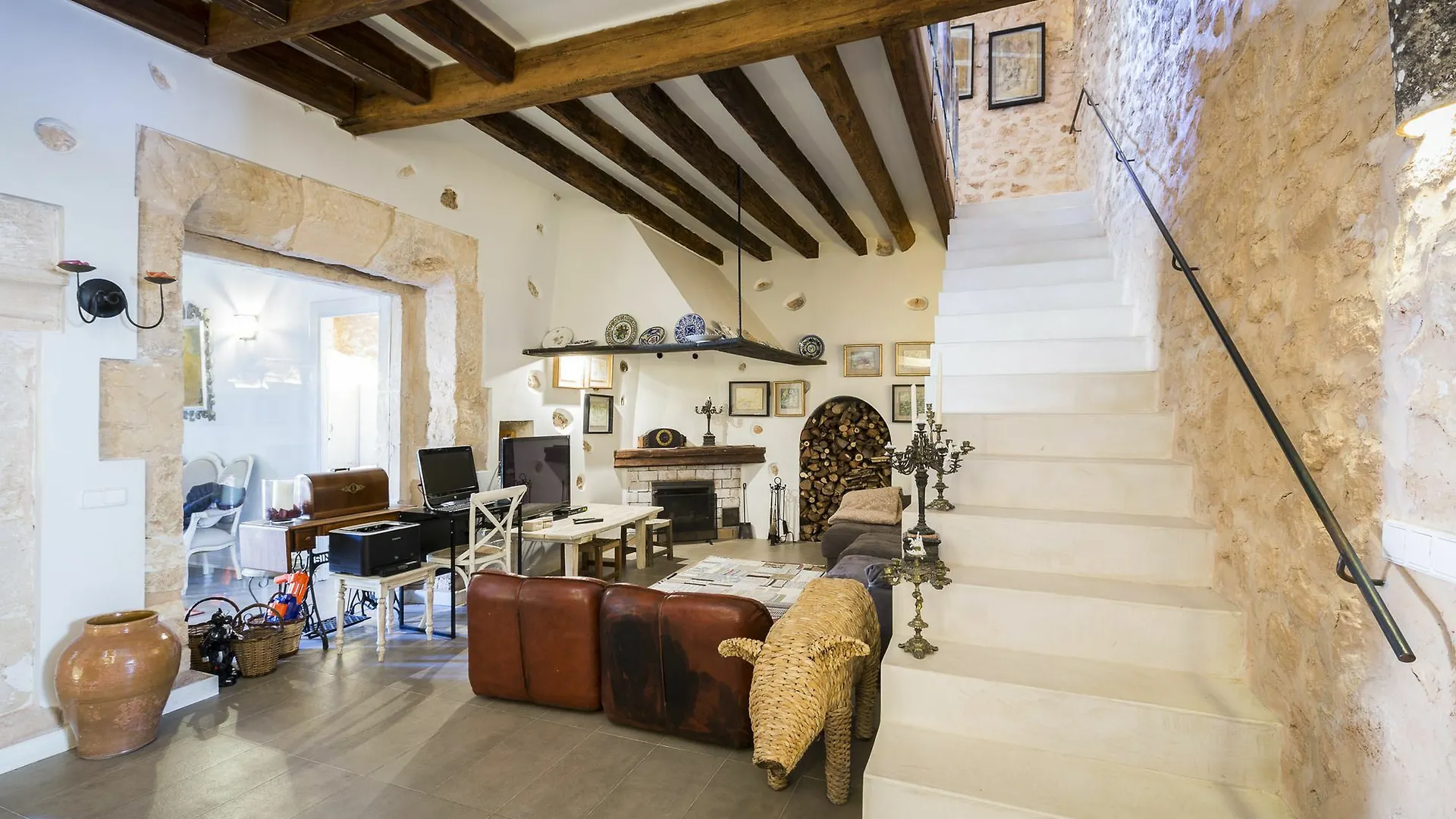 Residence By G Sa Caiassa Algaida  Spain